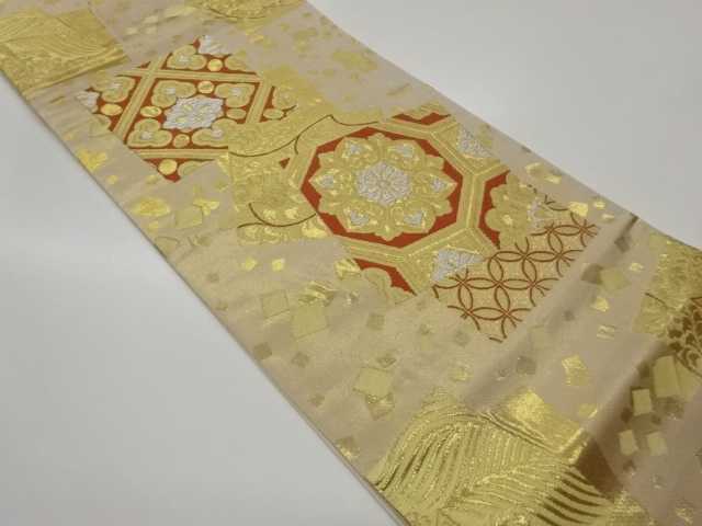 色紙に華紋・花唐草模様織出し袋帯